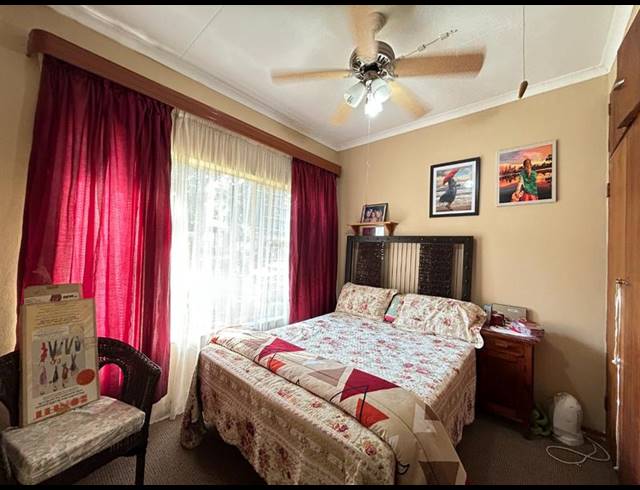 4 BEDROOM HOUSE FOR SALE IN BRITS CENTRAL